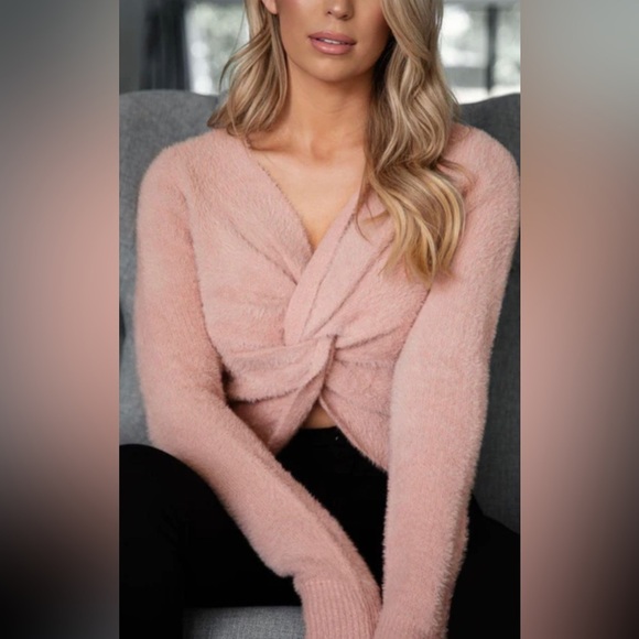 & Merci Sweater Womens Size SMALL Long Sleeve Knotted Back Fuzzy Pullover Pink - Picture 3 of 4